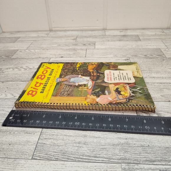 Big Boy Barbecue Book Vtg 1960 Shows How Easy To Cook on a Spit & Grill Cookbook - Picture 3 of 16